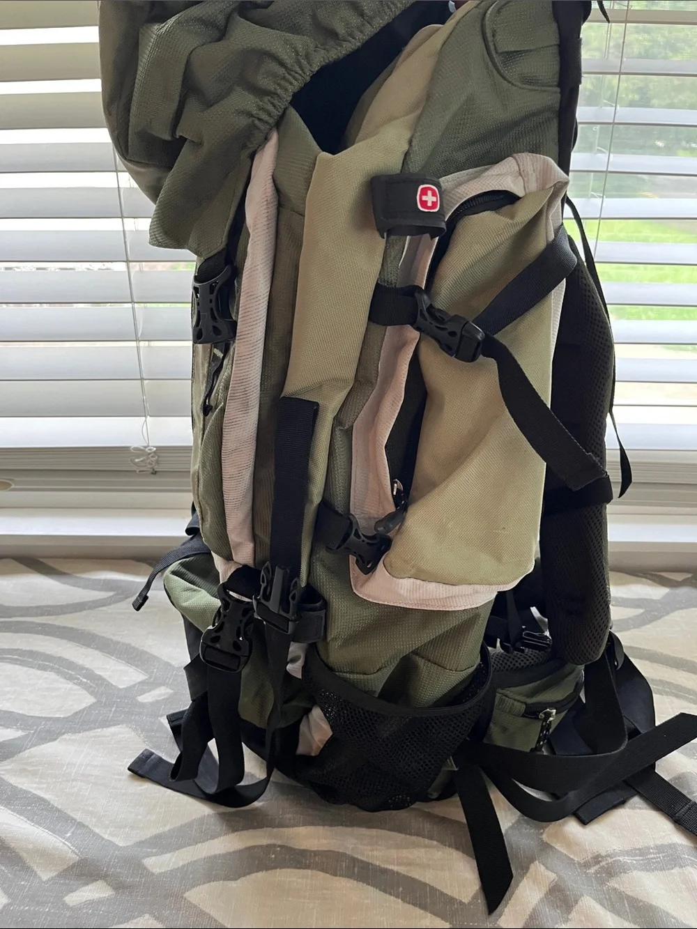 SwissGear spacious backpack